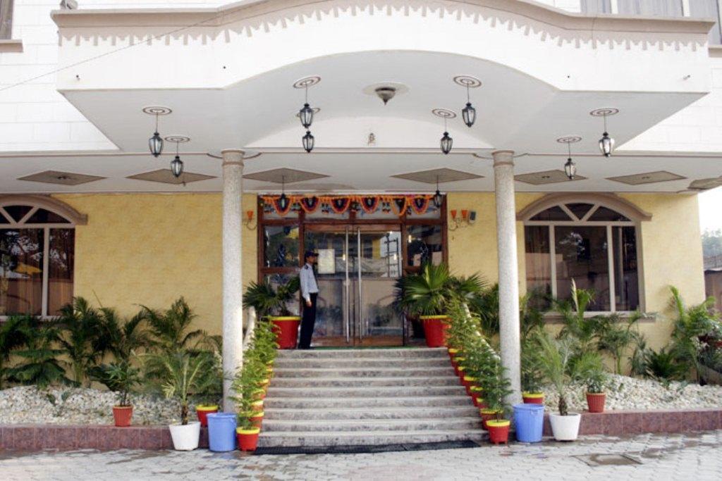 Hotel Sheetal Regency,Near Janambhumi Mathura Esterno foto