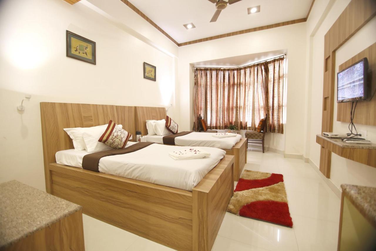 Hotel Sheetal Regency,Near Janambhumi Mathura Esterno foto