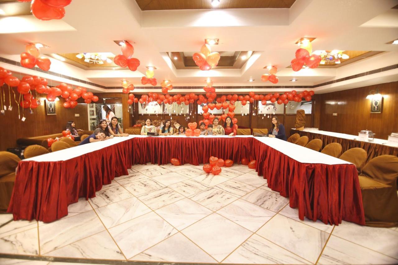 Hotel Sheetal Regency,Near Janambhumi Mathura Esterno foto