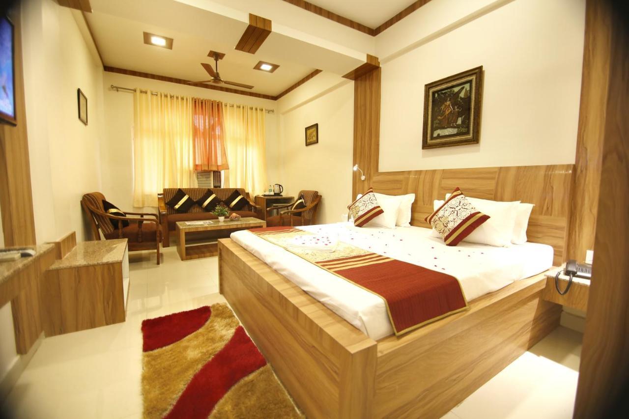 Hotel Sheetal Regency,Near Janambhumi Mathura Esterno foto